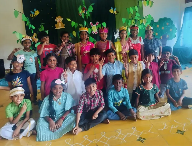 Handcrafted animal and crown headbands made by 3rd-grade students of Vidhya Peetham i-School for their English skit activity, illustrating their creativity.