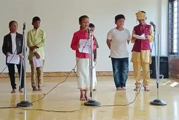 3b Closet Drama 4_result Focused children in Grade 3b at Vidhya Peetham i-School, Salem, delivering their Panchatantra tales with expression and confidence during the Closet Drama session.