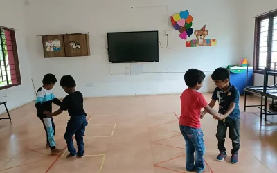 Walk the Line – UKG