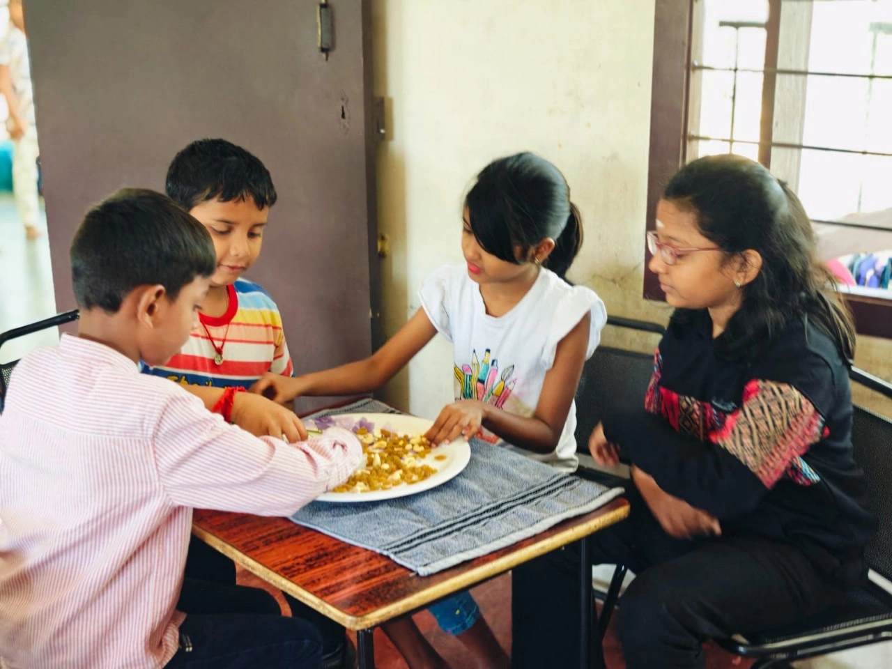 3rd graders explore scientific concepts through practical, engaging separating mixtures experiments making science education exciting and memorable.